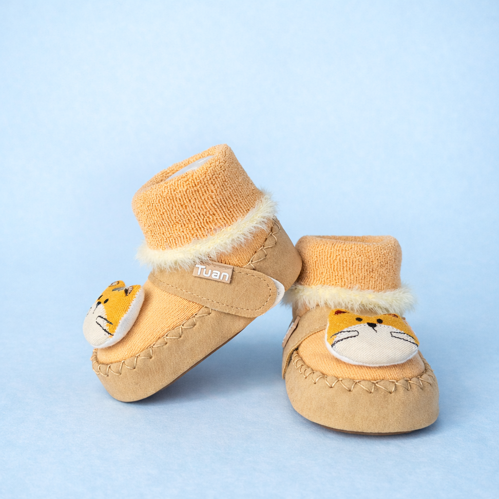 Warm Furry Baby Boots Collection Premium Soft Sole Velcro Boots for Newborns and Infants