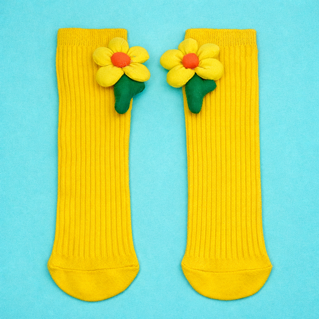 Pretty Pink Flower Socks – Color Crush Premium Kids Socks